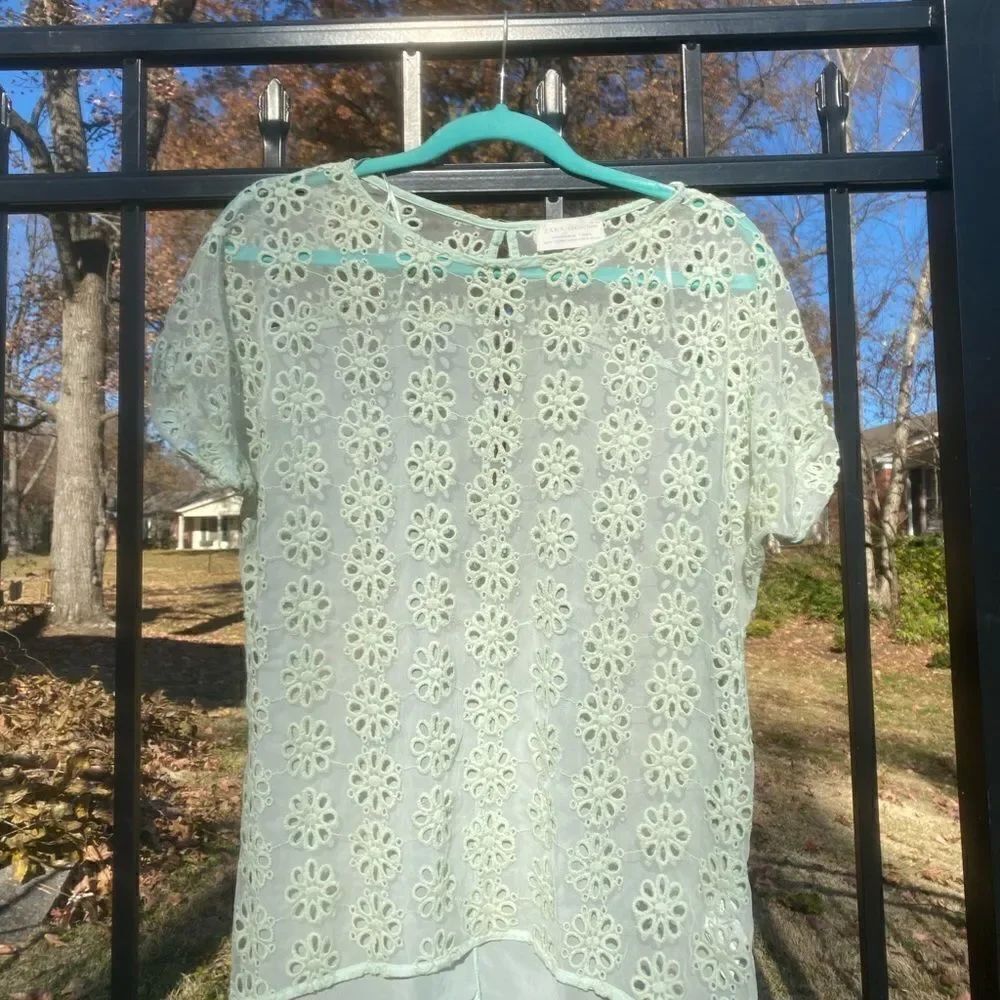 Zara Floral Embroidered Top - Picture 8 of 8